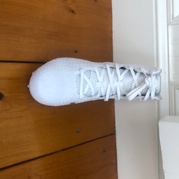 COPY - Woman’s under armor highlight lacrosse cle… - Picture 3 of 3